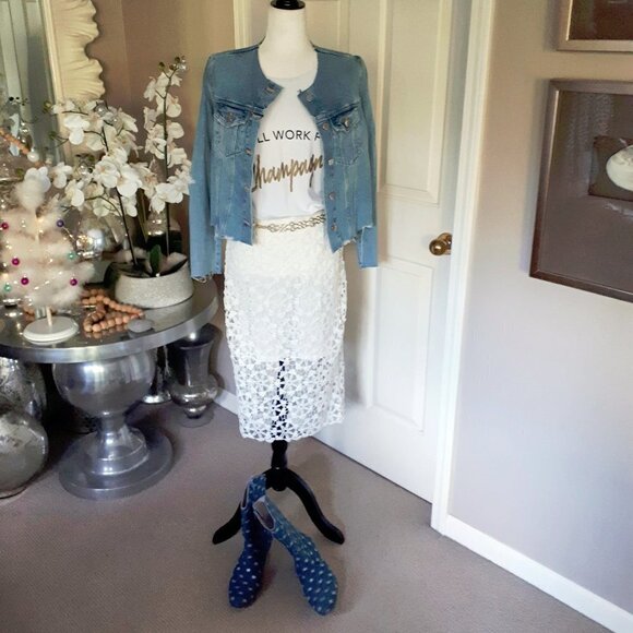 EUC Adiva white floral lace-like overlay midi skirt, S - Picture 3 of 10